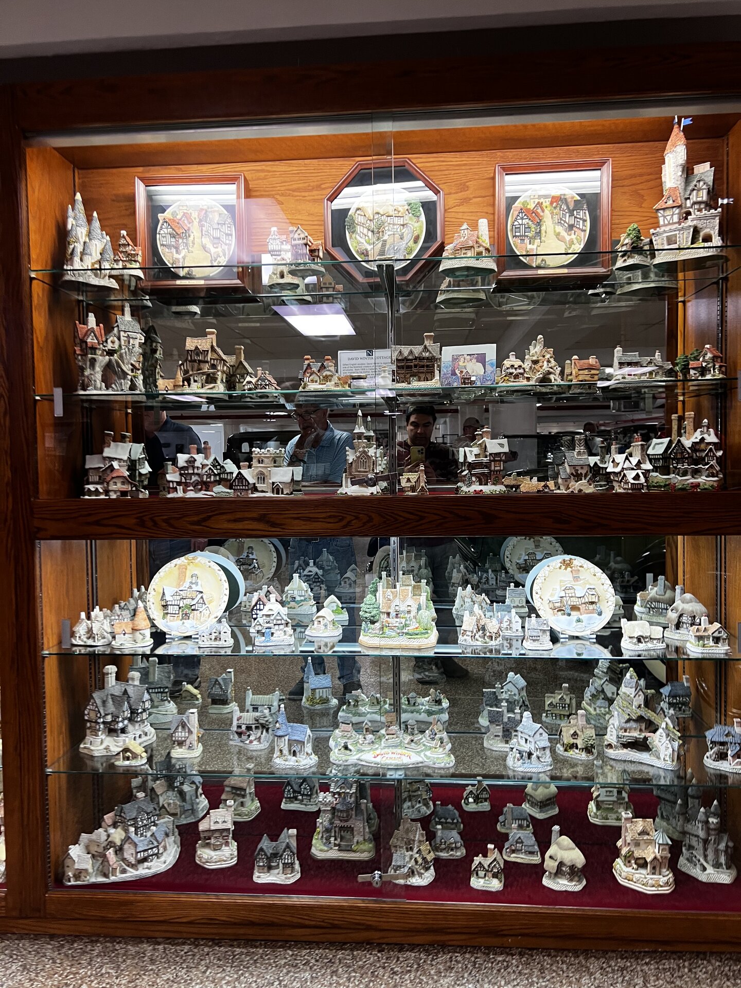 David Winter Cottages figurines photographed first-hand by Omar Mukhtar at the Nethercutt Collection.